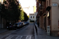 Els veïns del sud de Gràcia sempre hem vist la caseta al capdamunt del carrer Montmany.