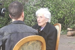 BTV entrevista la sra. Maria Jover, que va viure la seva infantesa a la casa núm. 17.